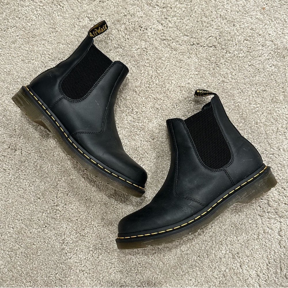 Dr. Martens 2976 Black Leather Chelsea Boots Women’s US Size 10 Euro 42 UK8